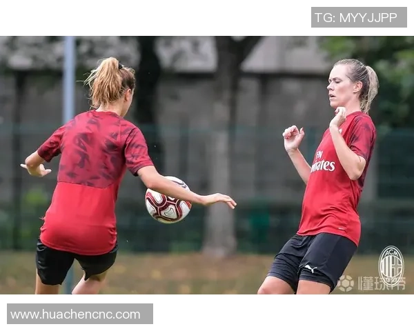 足球明星悠闲晒太阳的惬意时刻尽显运动魅力与生活态度 足球明星悠闲晒太阳的惬意时刻尽显运动魅力与生活态度