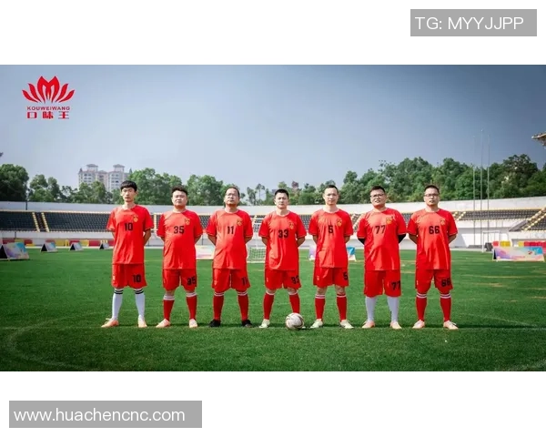 路人偶遇足球明星瞬间定格共同分享快乐时光的美好记忆 路人偶遇足球明星瞬间定格共同分享快乐时光的美好记忆